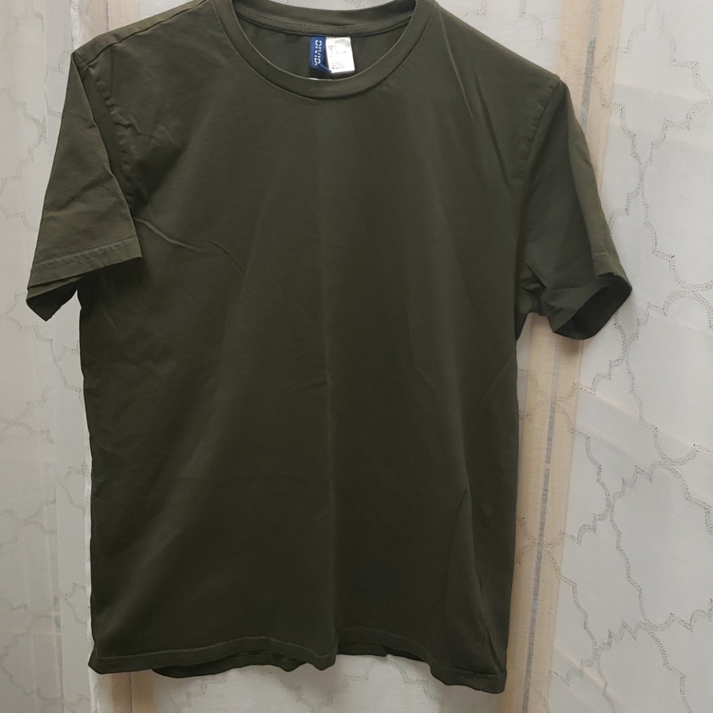 Divided T-Shirt - Large